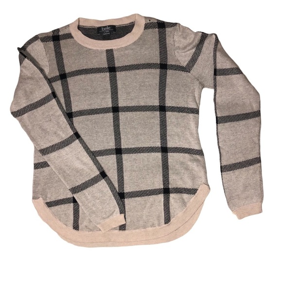 Belle Checkered Sweater - Picture 1 of 5